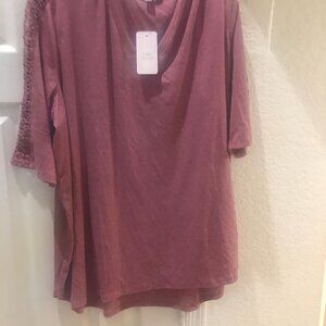 fun rosy top with crochet inset on sleeves